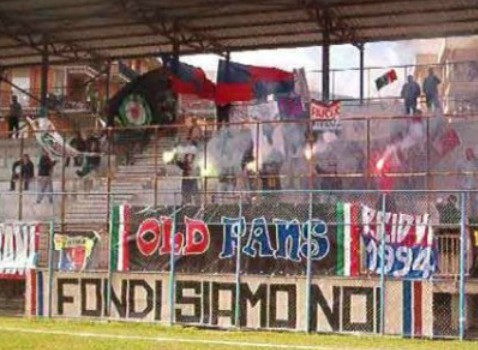 curva_fondi_calcio
