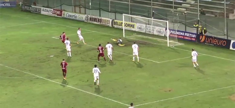 Reggina 2-1 Catania - chi prima non pensa all'ultimo sospira