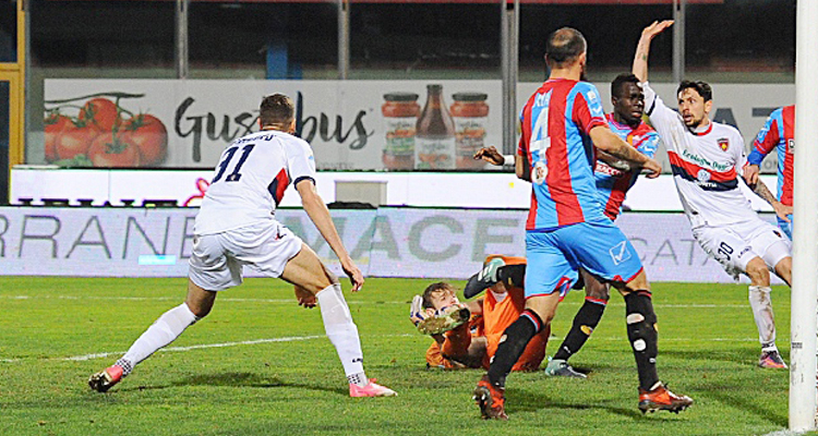 Catania - Cosenza 2-2 - un gran respiro prima di aprir bocca
